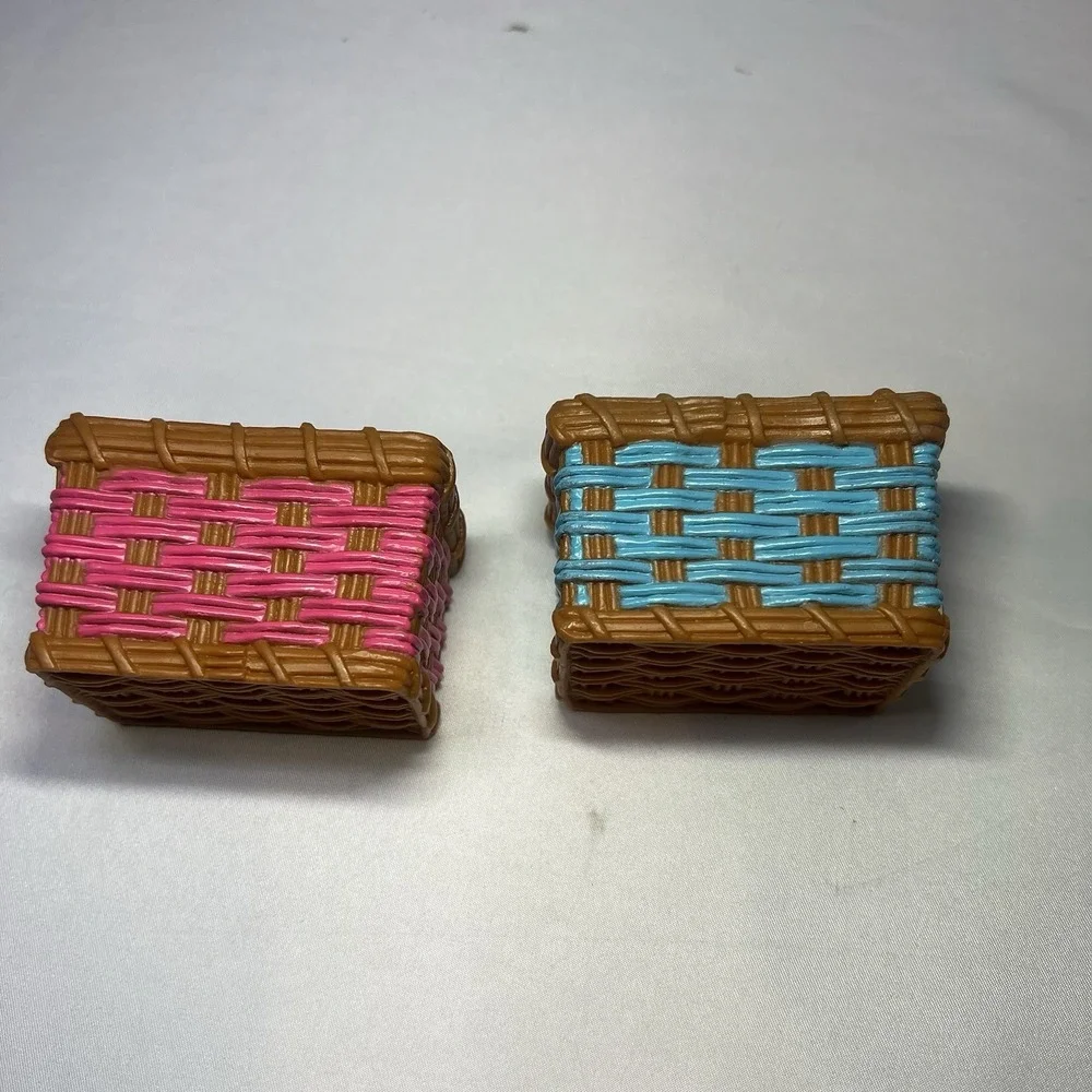 Lot 2 basket Accessory For American Girl 18